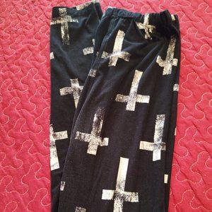 Always Soft Black with Crosses (white) leggings